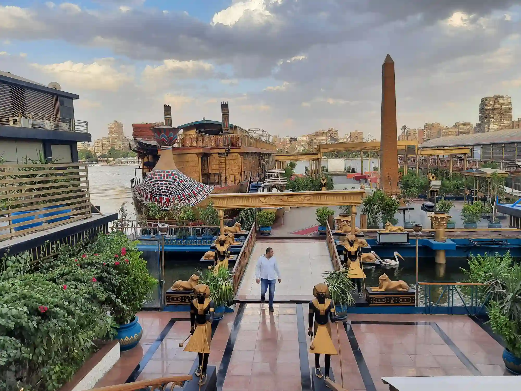 Luxury Dinner Cruise